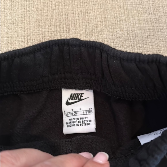 Nike Black and White Sweatpants Tapered Fit - Picture 2 of 2